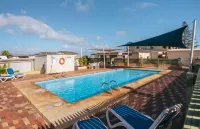Belair Gardens Caravan Park - piscina