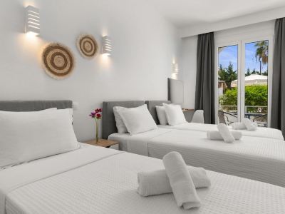 Polos Hotel Paros