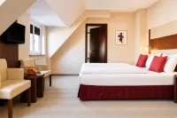 Adena Hotel - Parkering