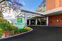 Holiday Inn Oakville (Centre) Hotels in Oakville