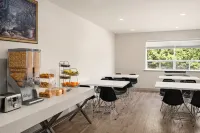 Howard Johnson by Wyndham Gravenhurst Các khách sạn ở Gravenhurst
