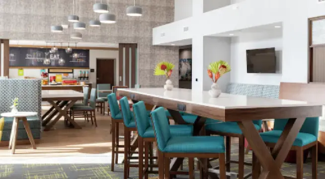 Hampton Inn and Suites by Hilton North Haven Hotels in 