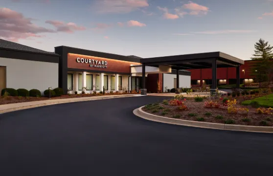 聖路易斯科瑞維科萬怡酒店