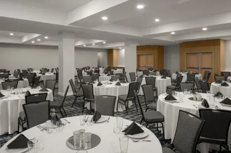 Residence Inn Eagle Boise Отели рядом с достопримечательностью «Fusions Glass Studio»