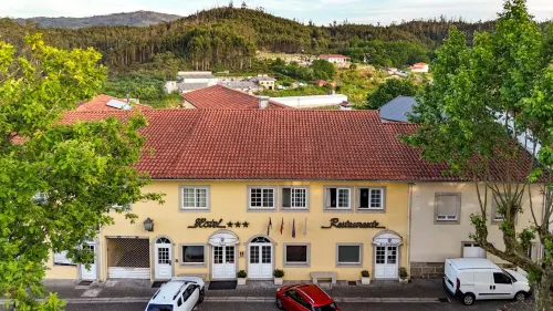 Hotel Ulveira Các khách sạn ở São Pedro do Sul
