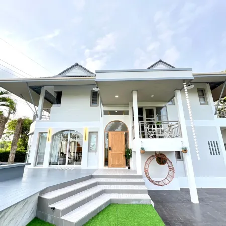 Sova Vcay Pool Villa