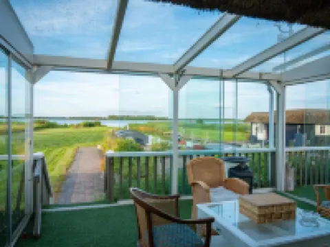 Waterpark Giethoorn Hotels in Giethoorn
