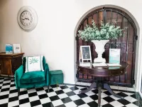 Bay & Basin Hotels in Woollamia