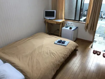Minshuku Takenoya Hotels near Benesse House Museum