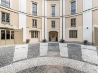 Oriana Homèl Torino Hotels near بورغو دورا