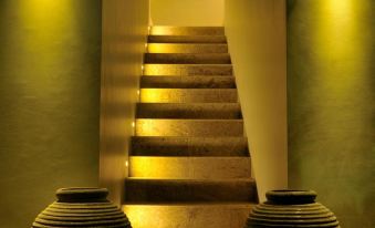 Room & Vespa 1 - Stay Central Seminyak Near Beach