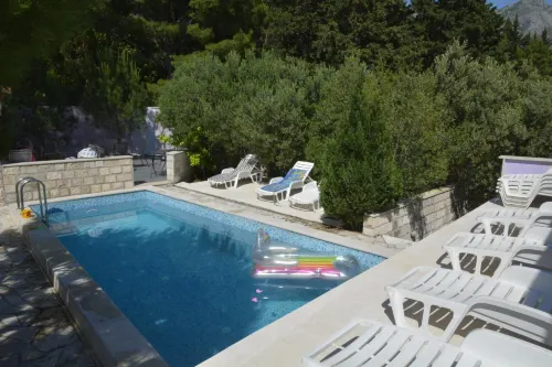 Villa Avantgarde - Homestays