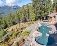 The Hidden Ridge Resort - Romantic