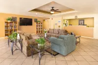 WorldMark Palm Springs - Plaza Resort and Spa
