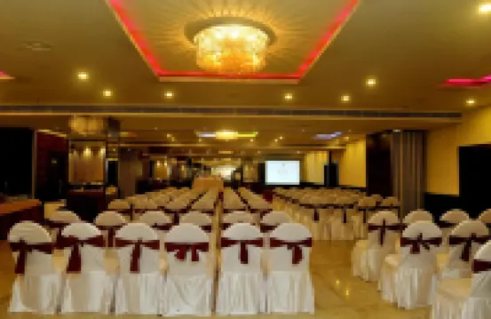 吉瓦酒店 東新奔縣酒店