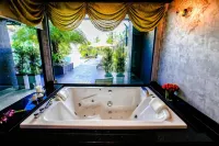 I Calm Resort Cha Am - vasca da bagno