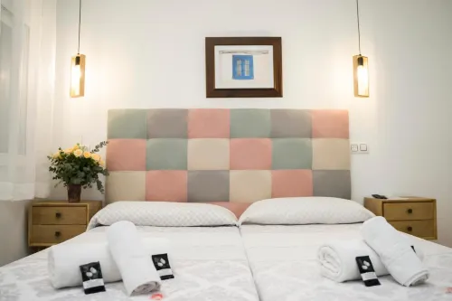 Hostal Goyesco Plaza - 3 estrellas