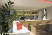Ibis Barcelona Cornella - bar