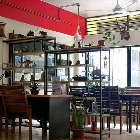 Akinabalu Youth Hostel Отели рядом с достопримечательностью «Часовая Башня Аткинсон»