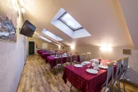 Domik Okhotnika Hotel