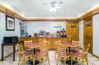 Days Inn by Wyndham Slidell - breakfast