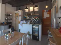 Hometel Barrio House Mactan