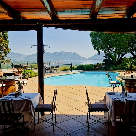 La Montagne Guest Lodge