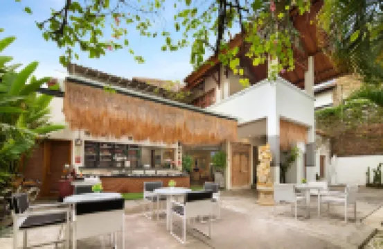 18 Suite Villa Kuta Hotel dekat Jl. Kartika Plaza