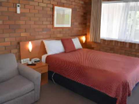 Peter Allen Motor Inn Hotels in Tenterfield