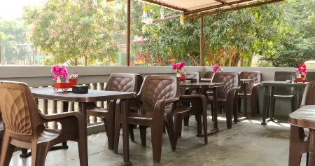 Sandy’s Kinjal Farm & Tents Отели в г. Вайянат