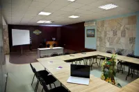 Hotel Intourist - Cho phép mang theo thú cưng