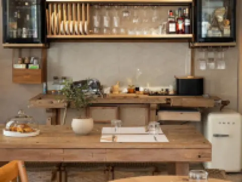 Eramai Hotels in Patrai