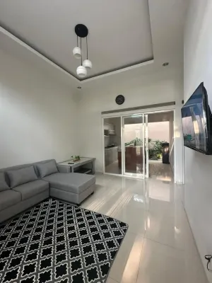 Villa Dua R City View Near Tol Malang - 4 stelle