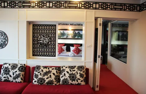 V Verve Service Apartment Hotel - 3-Star