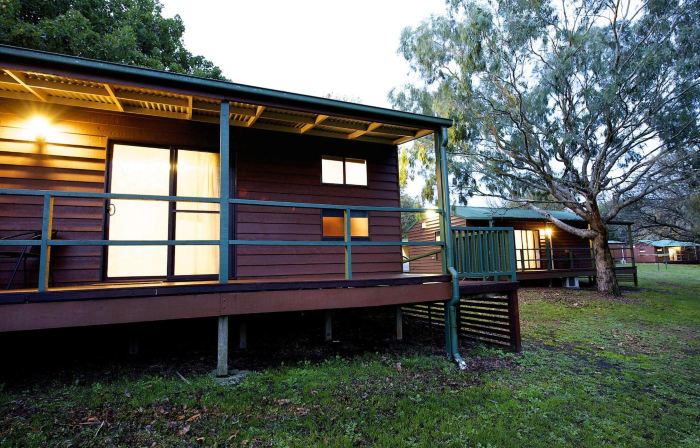 Lakes and Craters Holiday Park