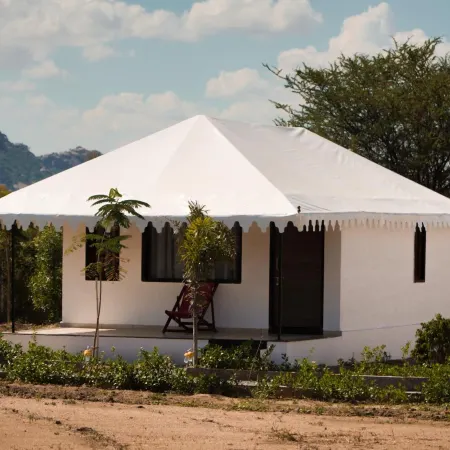 Jawai Empire Resort by Premier Hotels - Luxury Tent & Cottage Stay - Leopard Safari Near Jawai DAM
