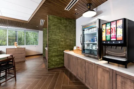 Fairfield Inn & Suites Crestview Отели в г. Крествью