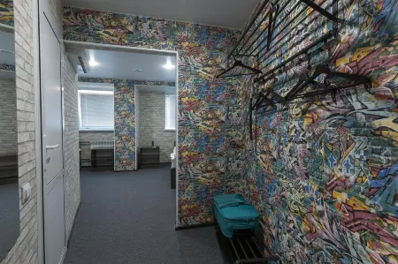 Домна Отели рядом с достопримечательностью «Выставочный зал»