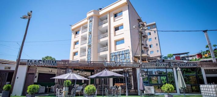 Villa Magnum Отели в г. Вури
