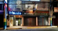 Hotel Monde - parkir