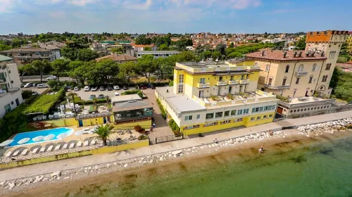 Hotel Estée Hotel di Desenzano del Garda