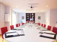 Bermondsey Square Hotel - A Bespoke Hotel Hotels near Peckham