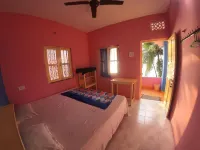 Om Ganesh Guest House Cliffside Hotels in Arambol