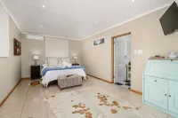 Le Petit Karoo - balcony