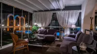 Urla 1867 Hotel