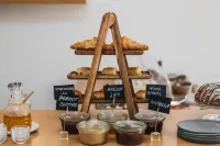 Republique - breakfast