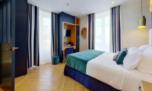 MADISON Saint Jean de Luz - Handwritten Collection