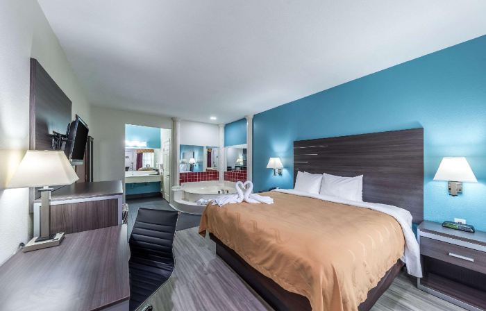 Quality Inn & Suites Canton