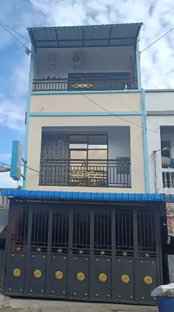 Homestay Gusar Отели в г. Pardomuan I