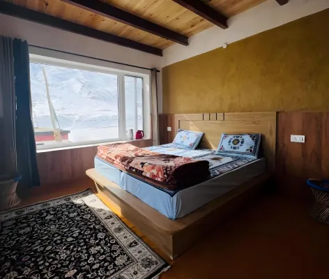 Juniper Home - Kaza Hotels in Kaza